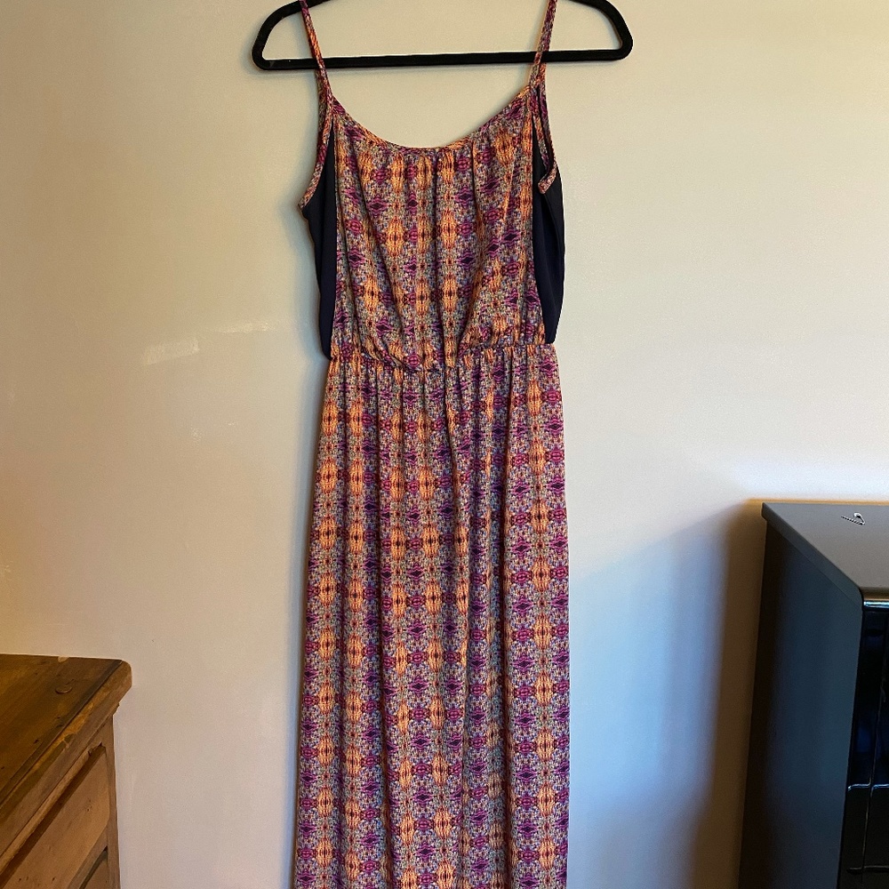 Soprano Patterned Maxi Dress